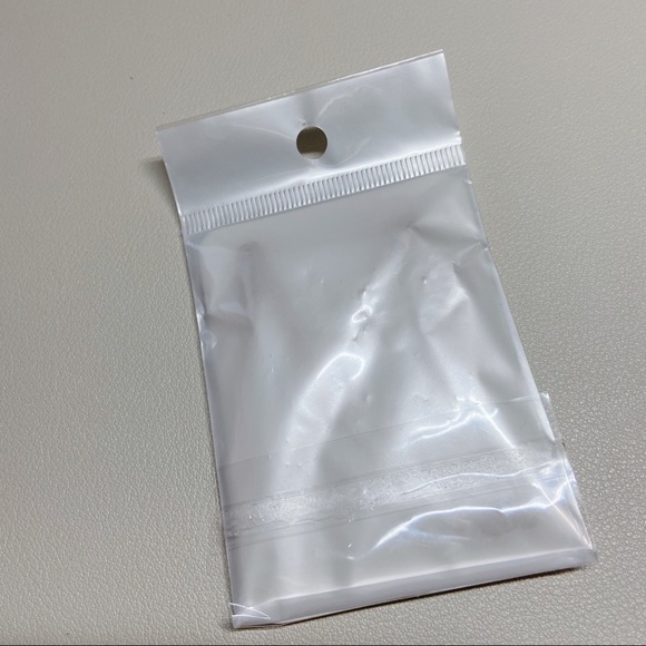 GOLD STAINLESS STEEL NECKLACE CIRCLE PENDANT MINIMAL BRAND NEW - Picture 5 of 5